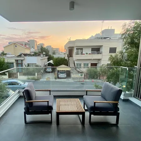 Stylish Apt Near Unic Medical School & Euc Appartamento Engomi