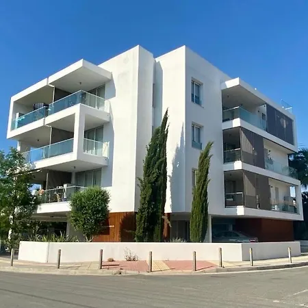 Stylish Near Unic Medical School & Euc