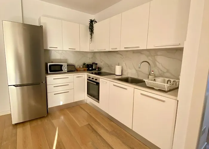 Stylish Near Unic Medical School & Euc Engomi