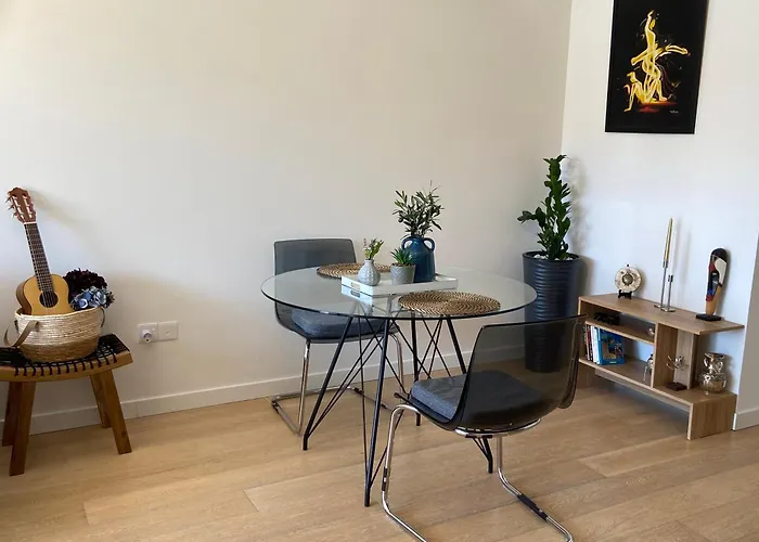 Stylish Near Unic Medical School & Euc * Engomi