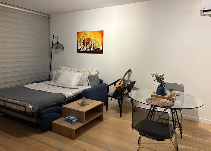Stylish Near Unic Medical School & Euc